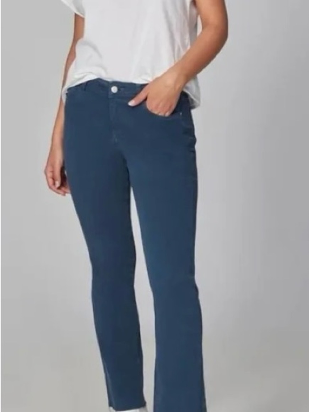 Slim Bootcut Jeans in Deep Blue